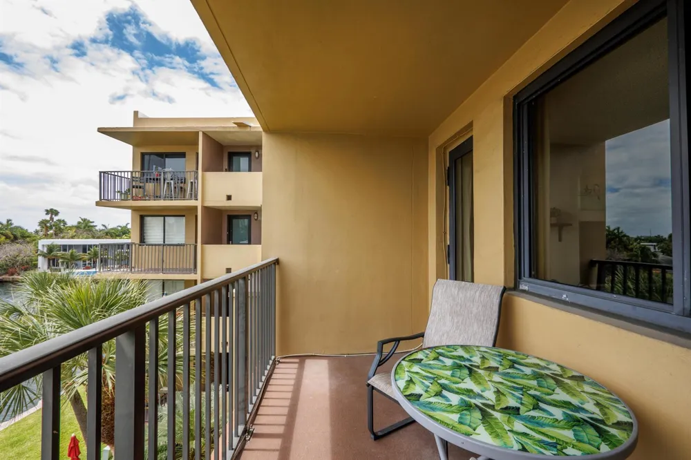 301 Golden Isles Drive #412 Hallandale Beach, FL 33009