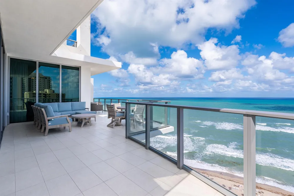 3100 Ocean Drive #Hph3 Riviera Beach, FL 33404