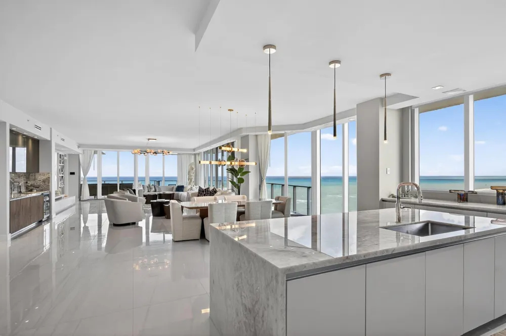 3100 Ocean Drive #Hph3 Riviera Beach, FL 33404