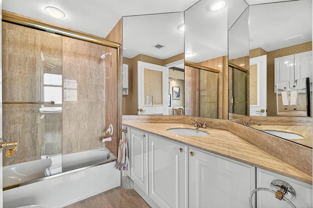 3720 S Ocean Boulevard #1510 Highland Beach, FL 33487