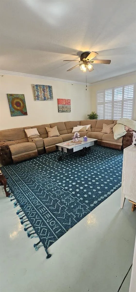 146 Moorings Drive Lantana, FL 33462