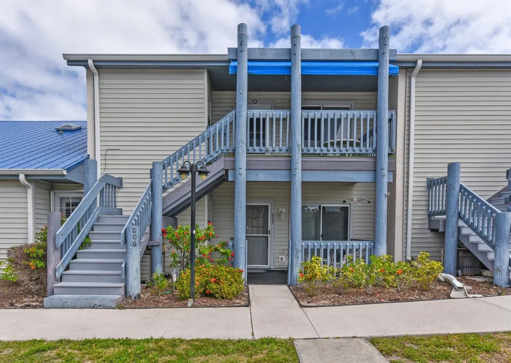 1637 NE Nautical Place #802 Jensen Beach, FL 34957