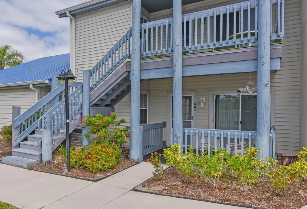 1637 NE Nautical Place #802 Jensen Beach, FL 34957