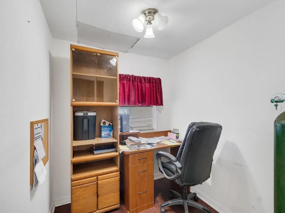 225 NE Forrest Court Jensen Beach, FL 34957