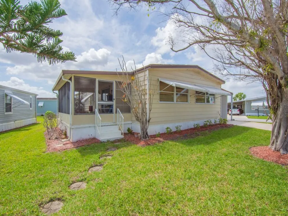 225 NE Forrest Court Jensen Beach, FL 34957