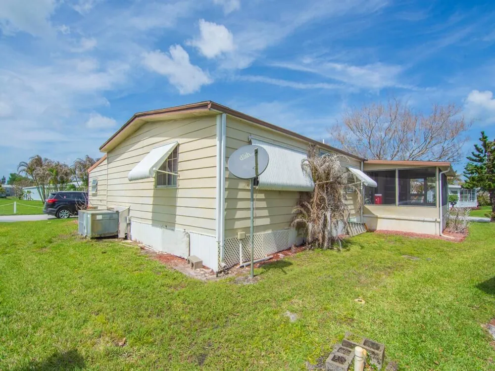 225 NE Forrest Court Jensen Beach, FL 34957
