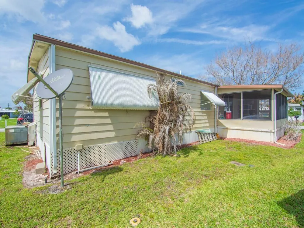 225 NE Forrest Court Jensen Beach, FL 34957