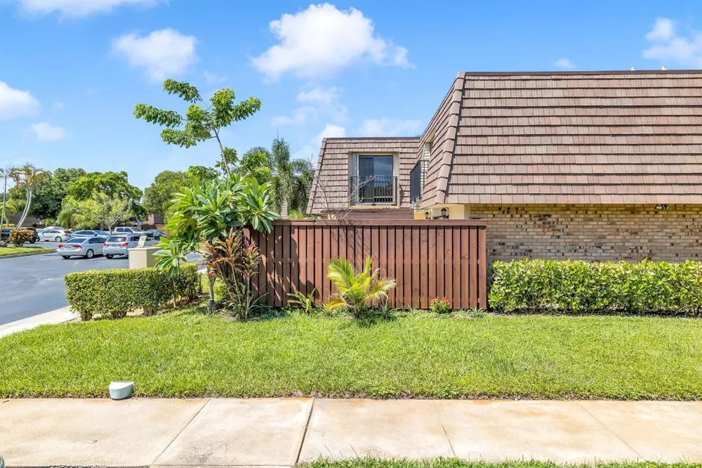 2776 SW 15th Street Deerfield Beach, FL 33442