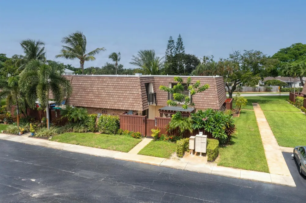 2776 SW 15th Street Deerfield Beach, FL 33442