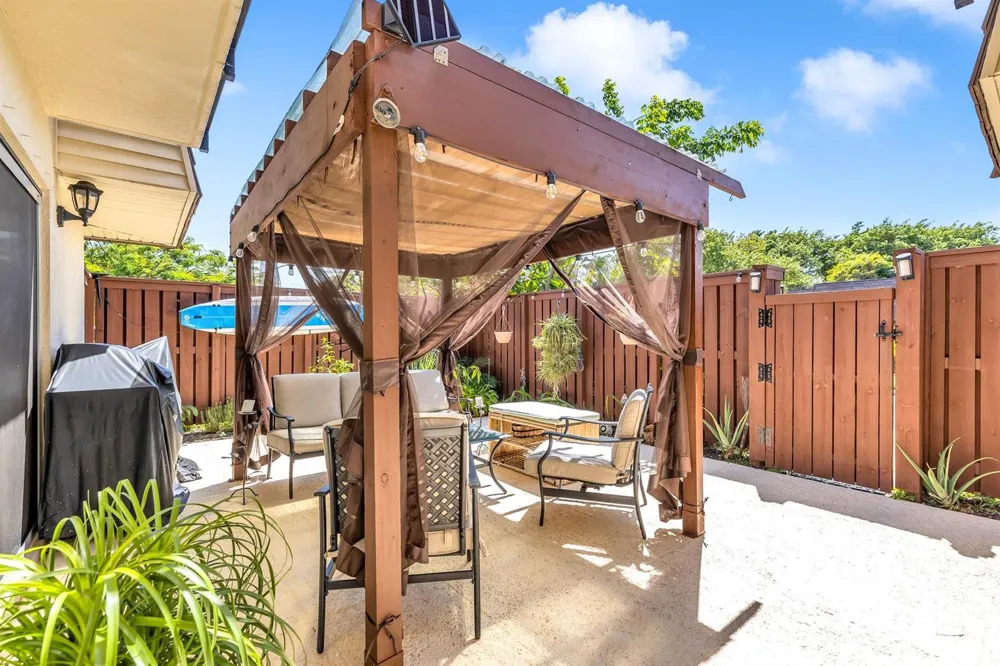 2776 SW 15th Street Deerfield Beach, FL 33442