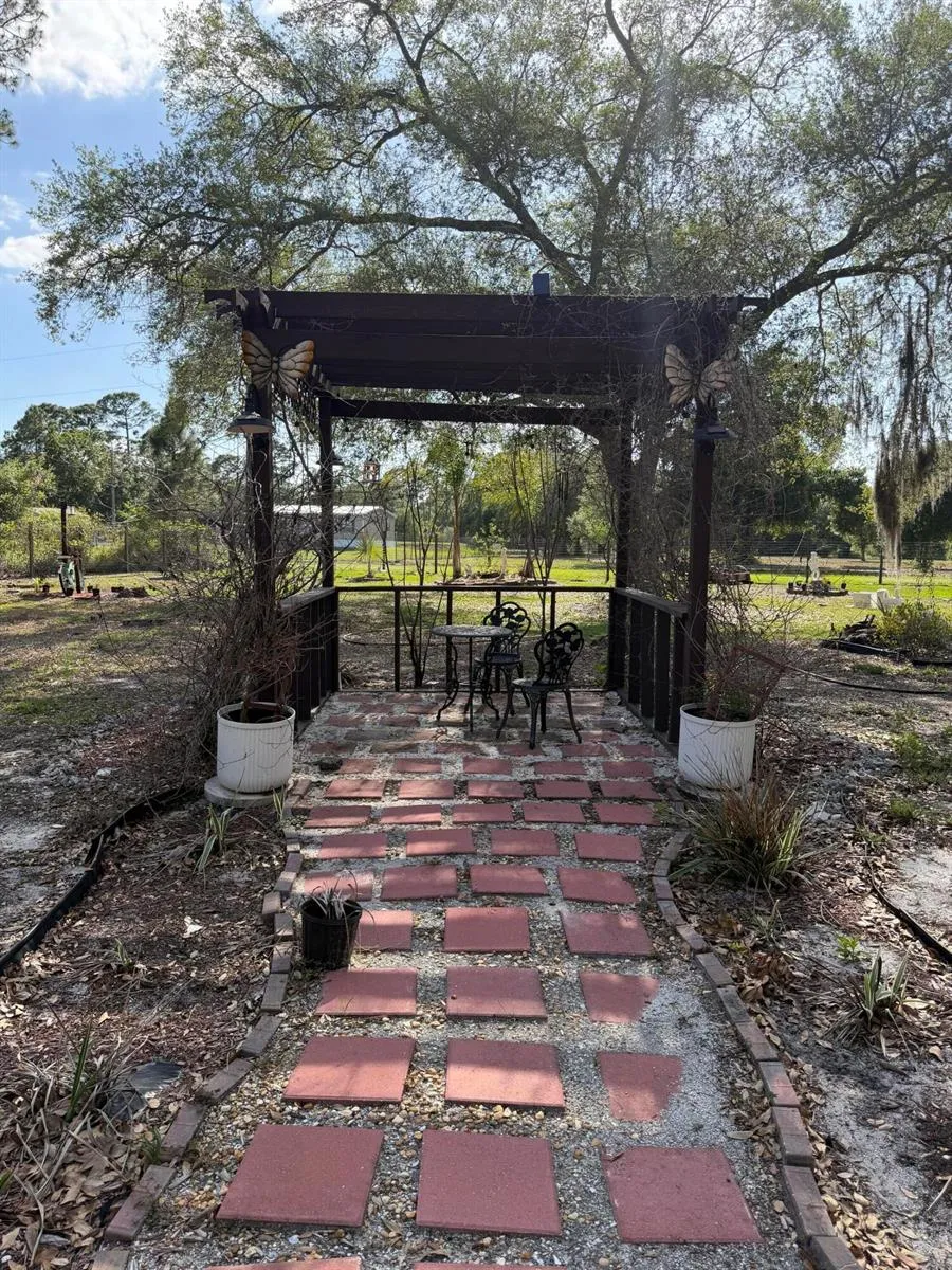 235 Sendero Street Clewiston, FL 33440