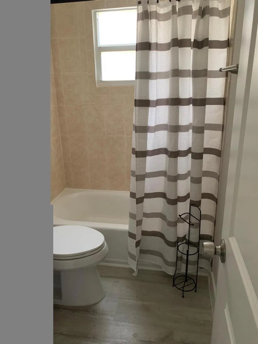 4220 NE Indian River Drive NE #Unit #5 Jensen Beach, FL 34957