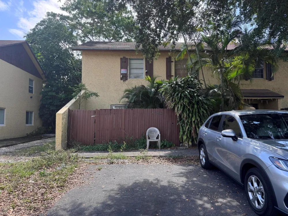 4346 NW 4th Avenue Deerfield Beach, FL 33064