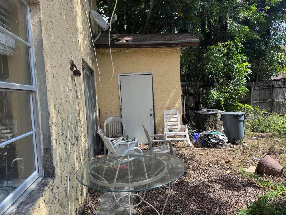 4346 NW 4th Avenue Deerfield Beach, FL 33064