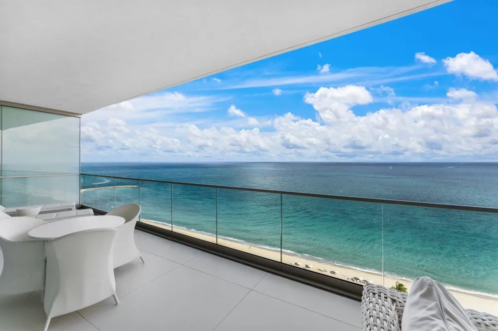 10201 Collins Avenue #1803 Bal Harbour, FL 33154