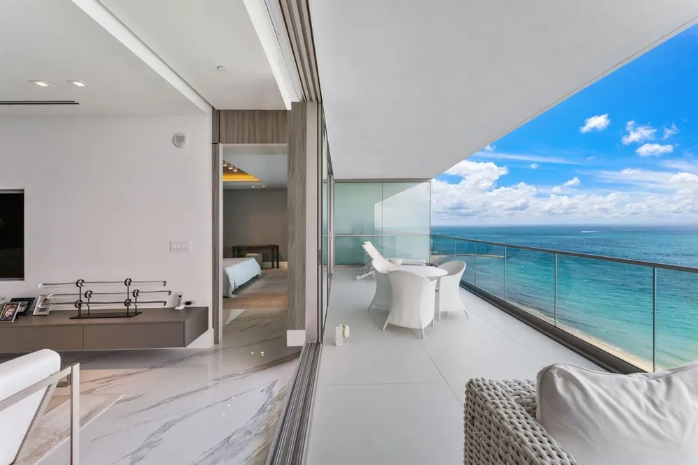 10201 Collins Avenue #1803 Bal Harbour, FL 33154