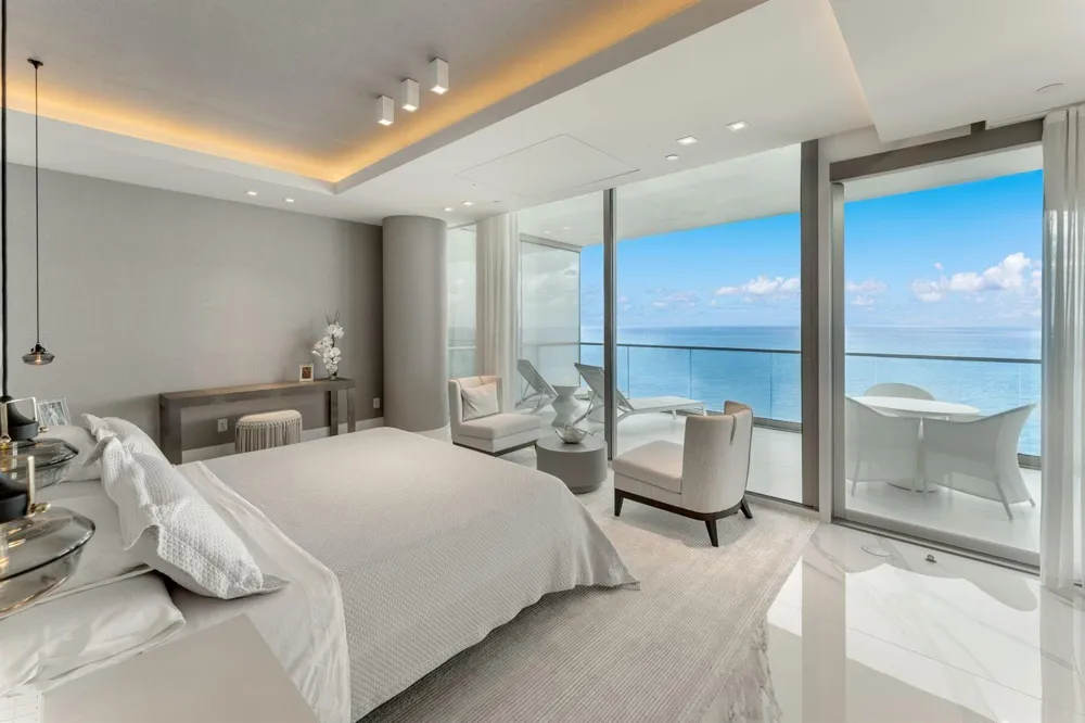 10201 Collins Avenue #1803 Bal Harbour, FL 33154