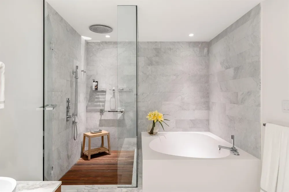 10201 Collins Avenue #1803 Bal Harbour, FL 33154