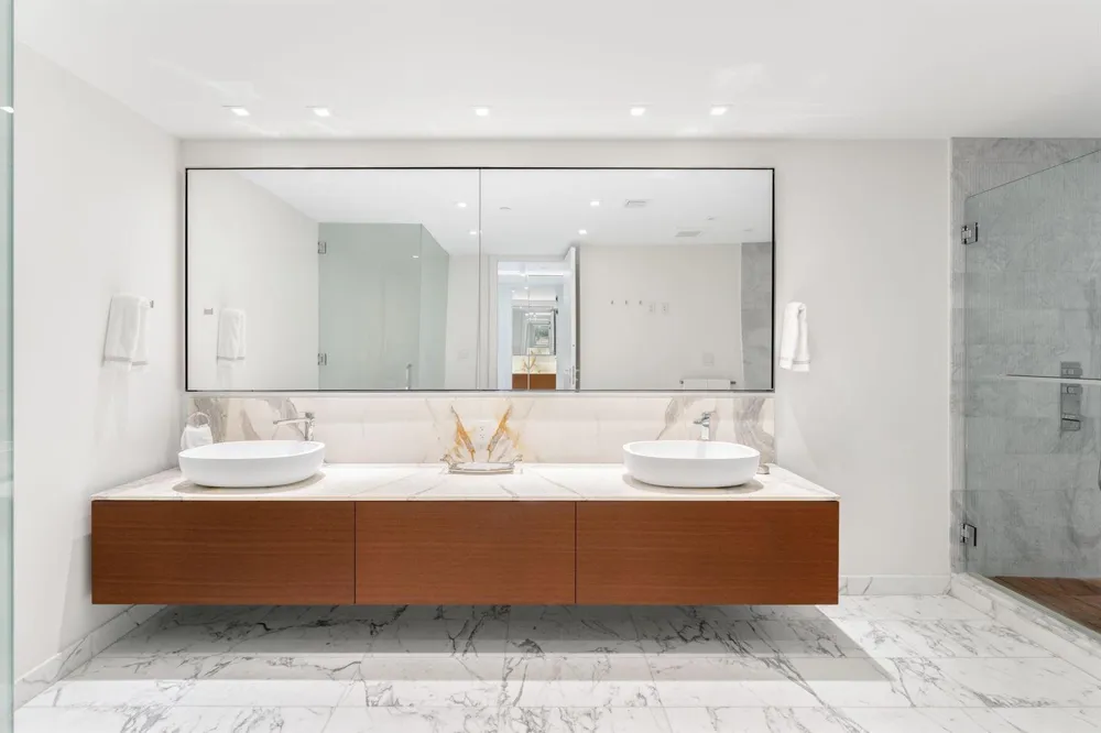 10201 Collins Avenue #1803 Bal Harbour, FL 33154