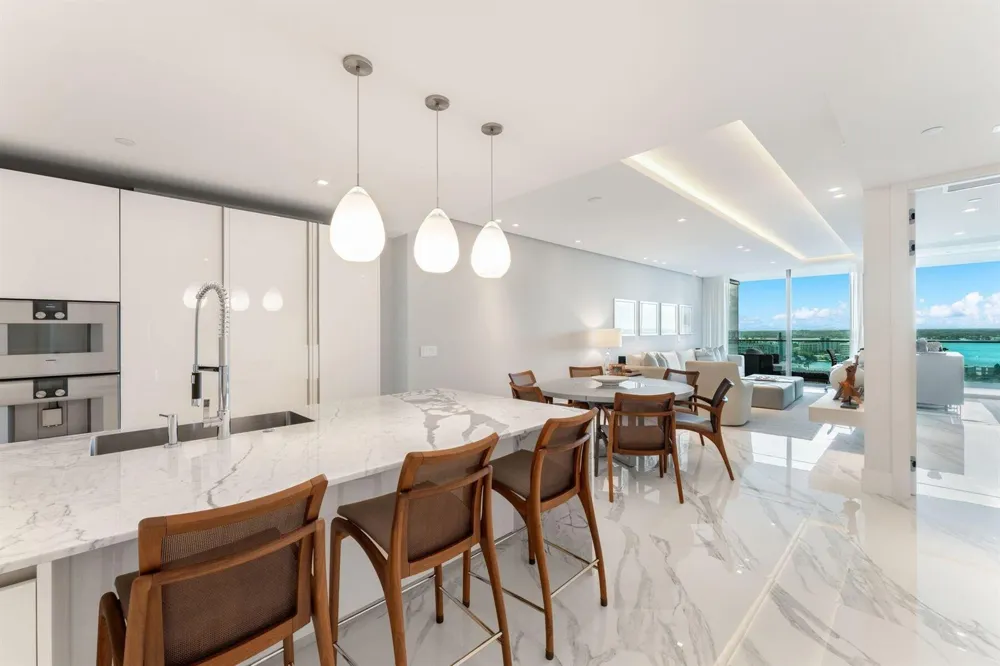 10201 Collins Avenue #1803 Bal Harbour, FL 33154