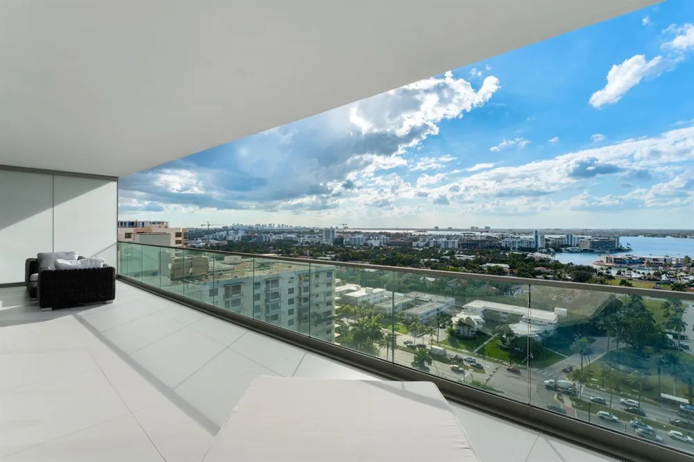 10201 Collins Avenue #1803 Bal Harbour, FL 33154