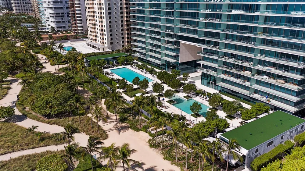 10201 Collins Avenue #1803 Bal Harbour, FL 33154