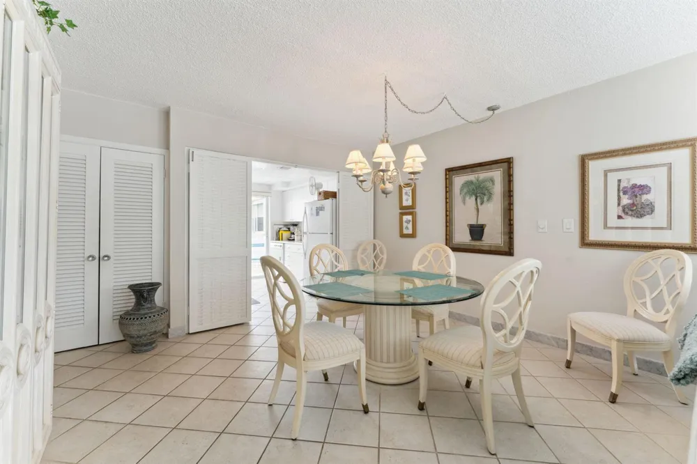 1470 S Ocean Boulevard #1002 Lauderdale By The Sea, FL 33062