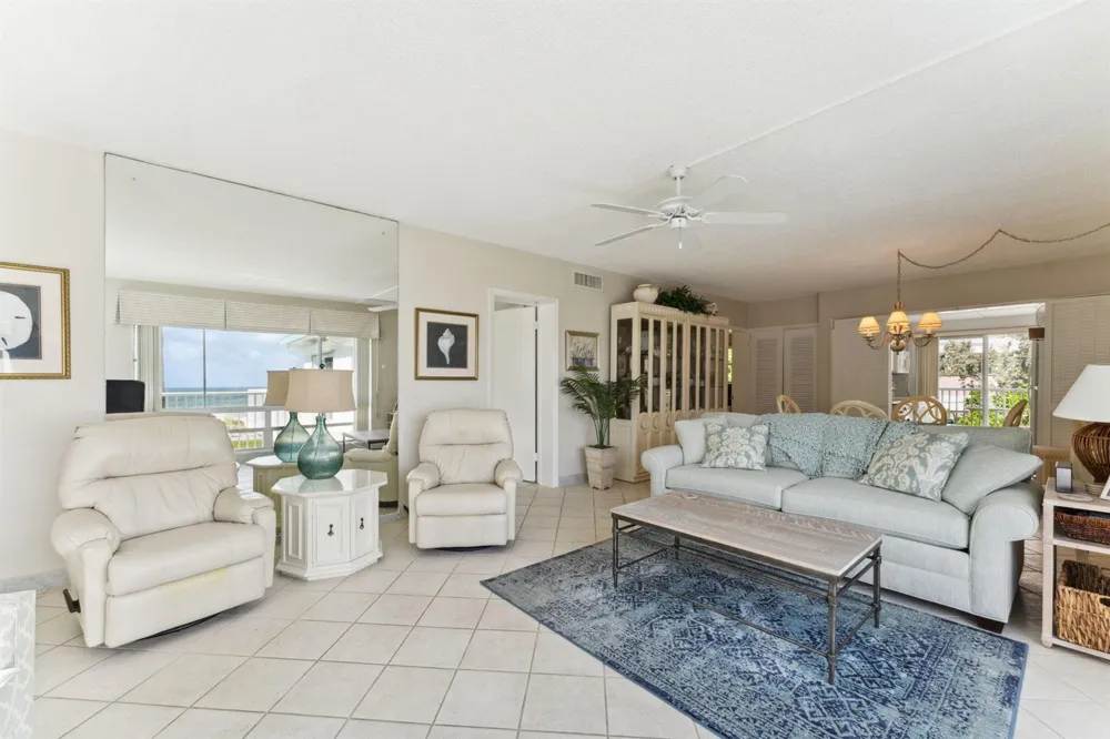 1470 S Ocean Boulevard #1002 Lauderdale By The Sea, FL 33062
