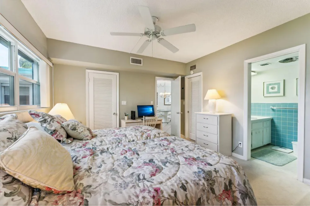1470 S Ocean Boulevard #1002 Lauderdale By The Sea, FL 33062