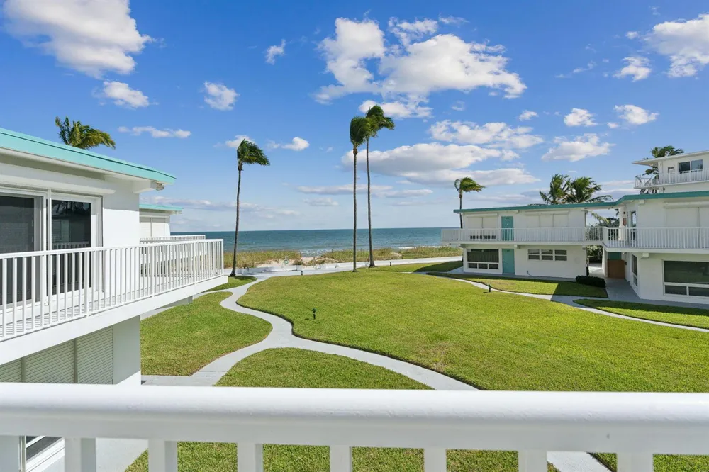 1470 S Ocean Boulevard #1002 Lauderdale By The Sea, FL 33062