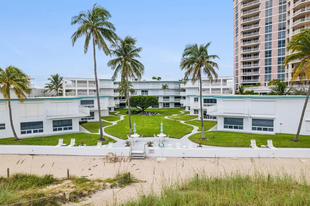 1470 S Ocean Boulevard #1002 Lauderdale By The Sea, FL 33062