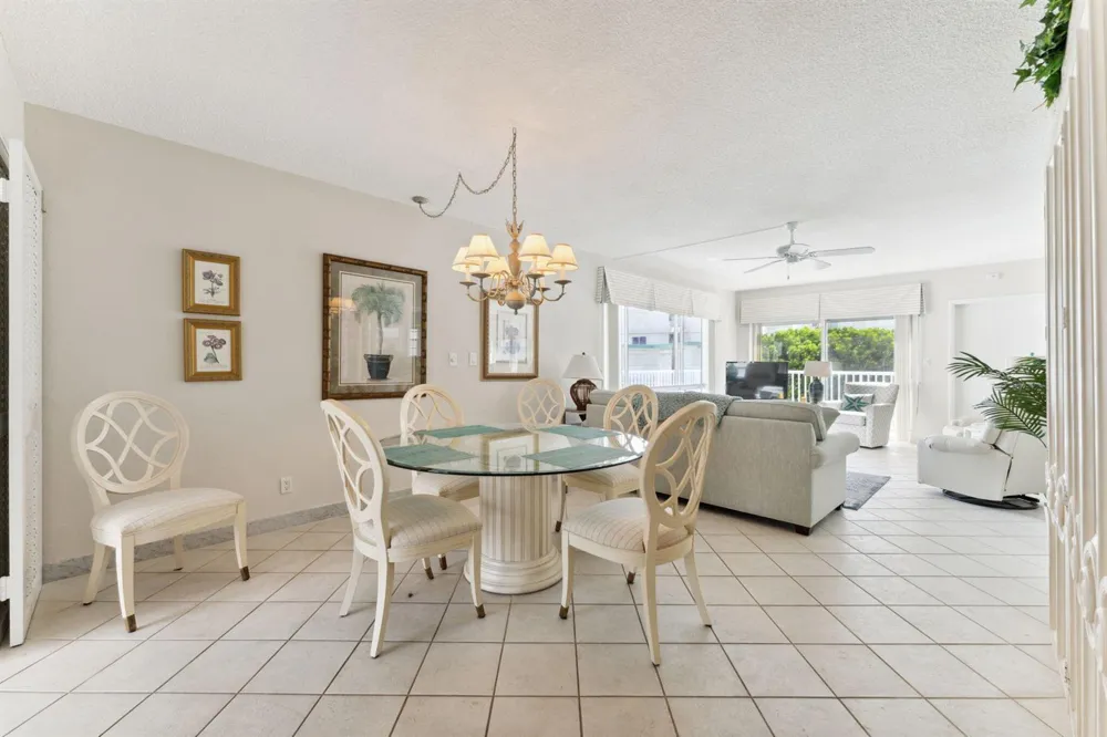 1470 S Ocean Boulevard #1002 Lauderdale By The Sea, FL 33062