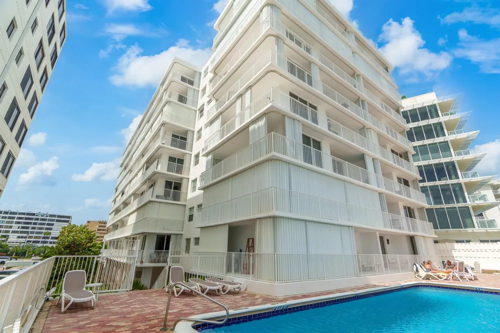 3580 S Ocean Boulevard #6b South Palm Beach, FL 33480