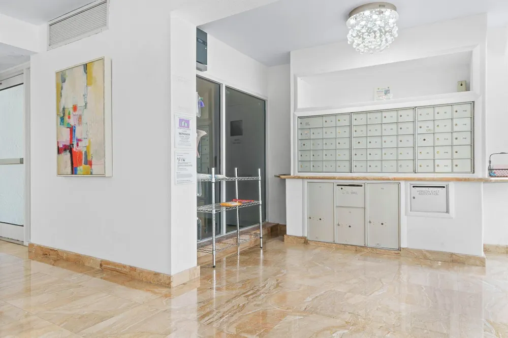 3580 S Ocean Boulevard #6b South Palm Beach, FL 33480