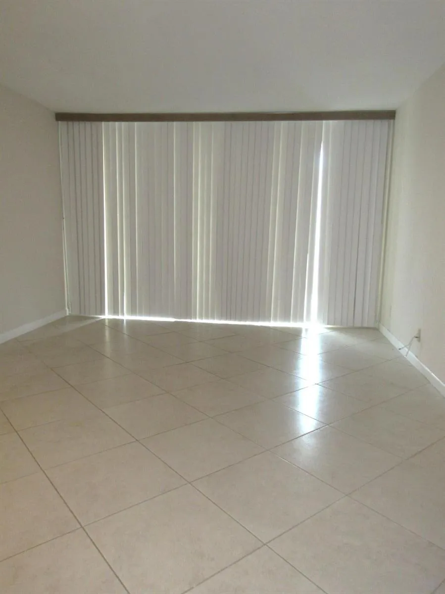 3580 S Ocean Boulevard #6b South Palm Beach, FL 33480