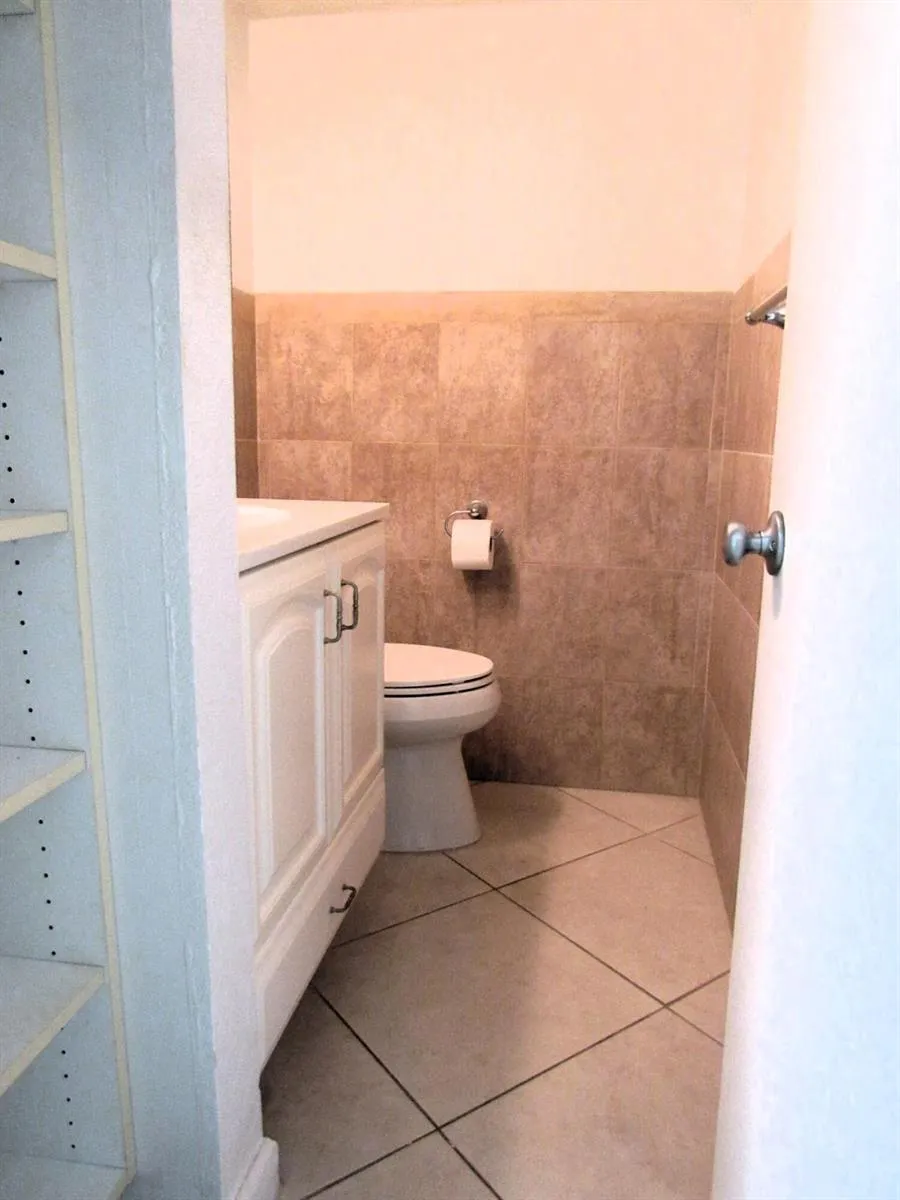 3580 S Ocean Boulevard #6b South Palm Beach, FL 33480