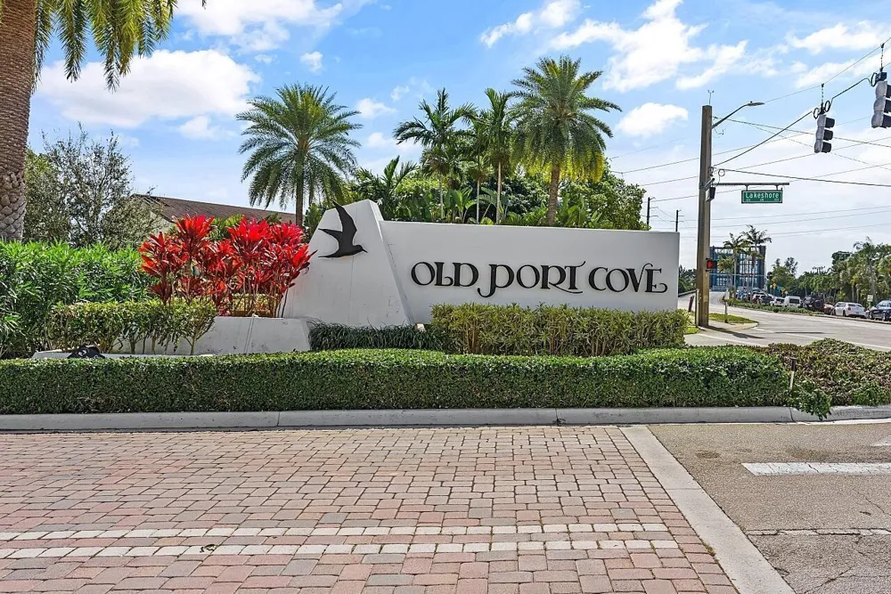100 Lakeshore Drive #252 North Palm Beach, FL 33408