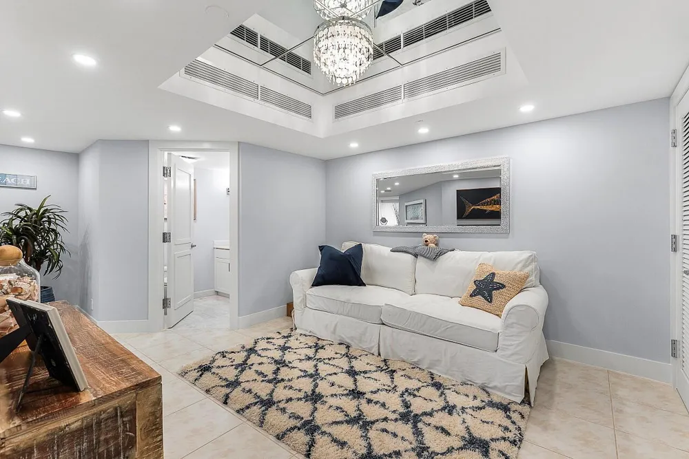 100 Lakeshore Drive #252 North Palm Beach, FL 33408