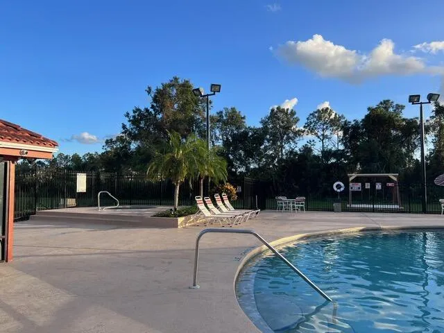 6337 Parc Corniche Dr Drive #2111 Orlando, FL 32821