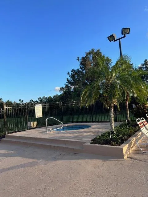 6337 Parc Corniche Dr Drive #2111 Orlando, FL 32821