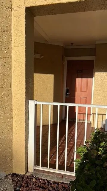 6337 Parc Corniche Dr Drive #2111 Orlando, FL 32821