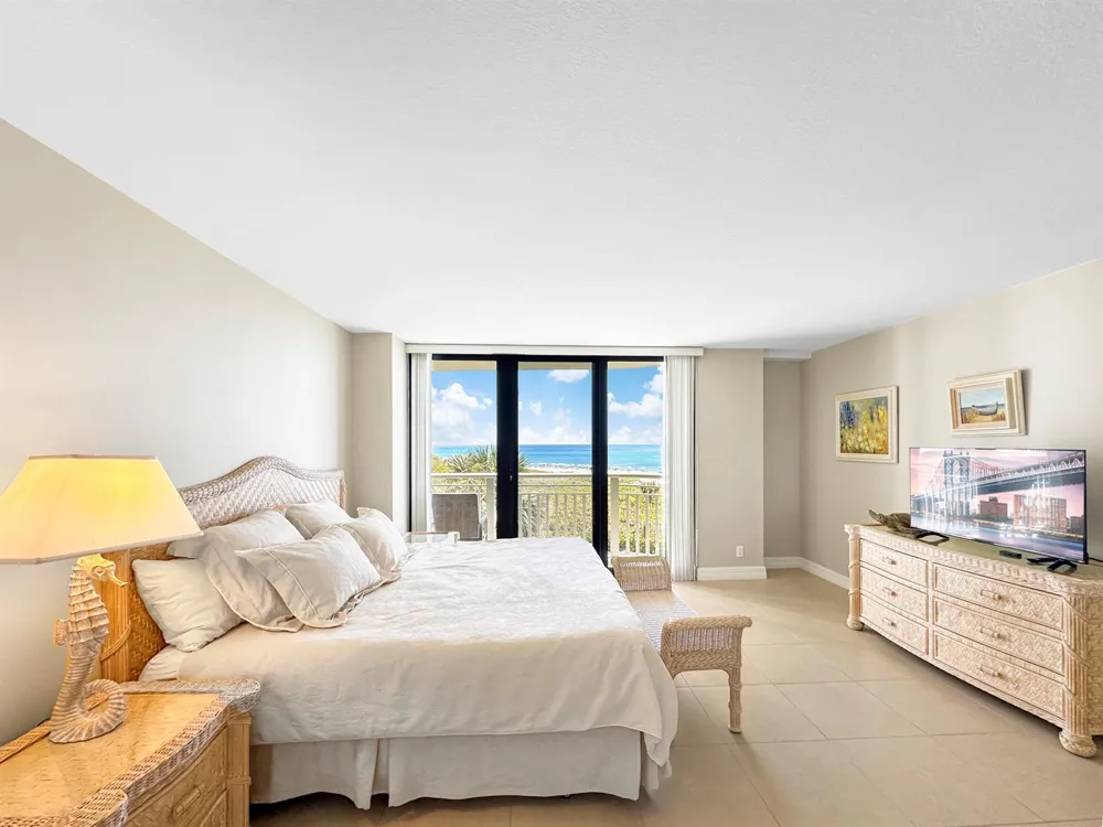 3000 Ocean Drive #4 F Singer Island, FL 33404