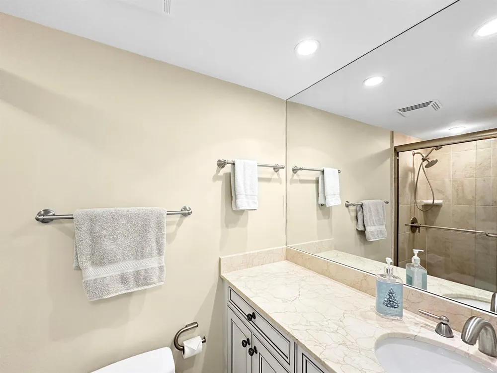 3000 Ocean Drive #4 F Singer Island, FL 33404