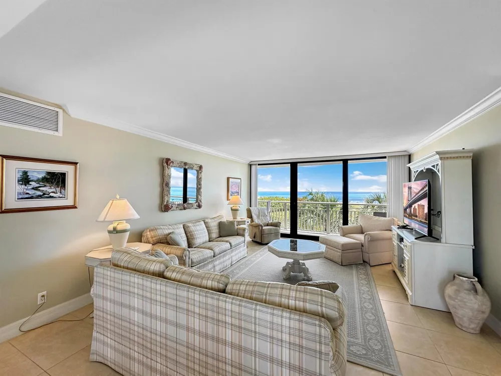 3000 Ocean Drive #4 F Singer Island, FL 33404