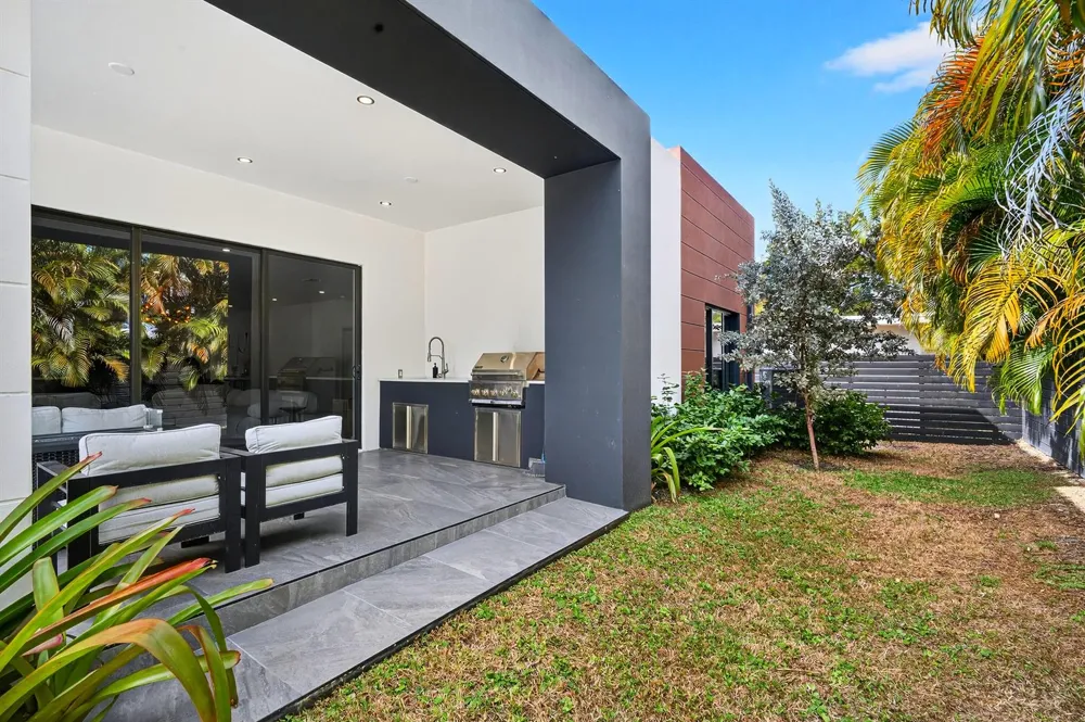 913 NE 15th Street Fort Lauderdale, FL 33304
