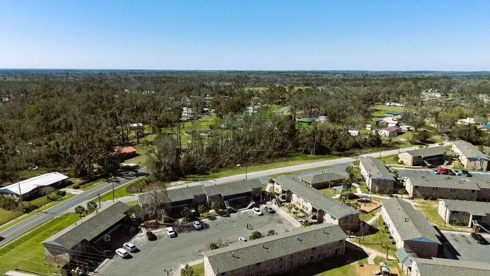7 SW Bum Gardener Drive 