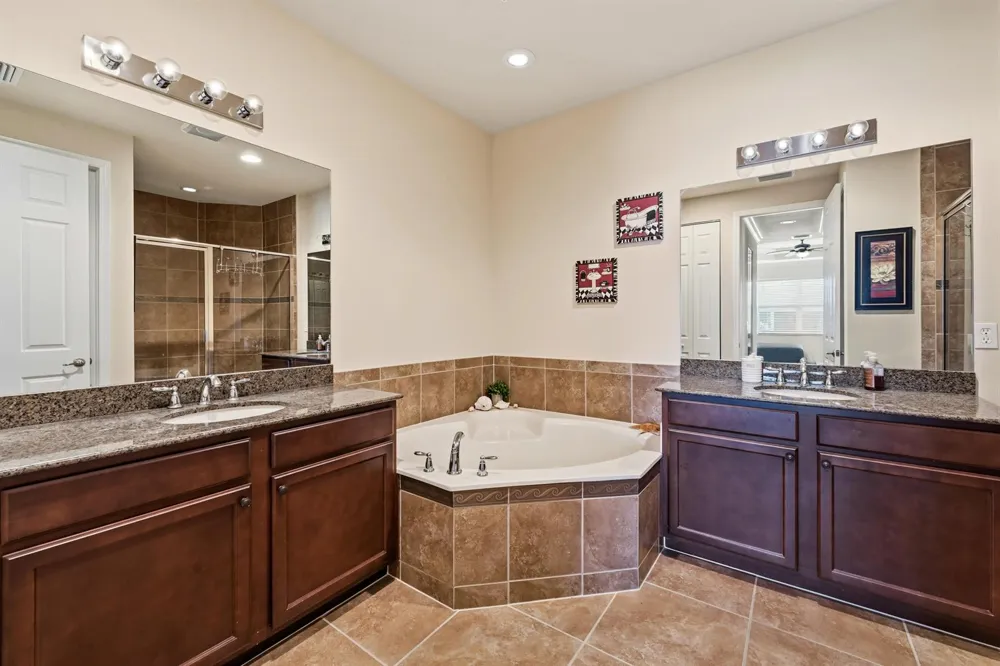 6513 Monterey Point #201 Naples, FL 34105