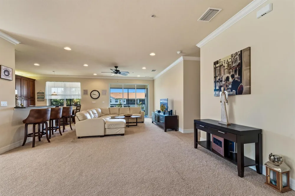 6513 Monterey Point #201 Naples, FL 34105