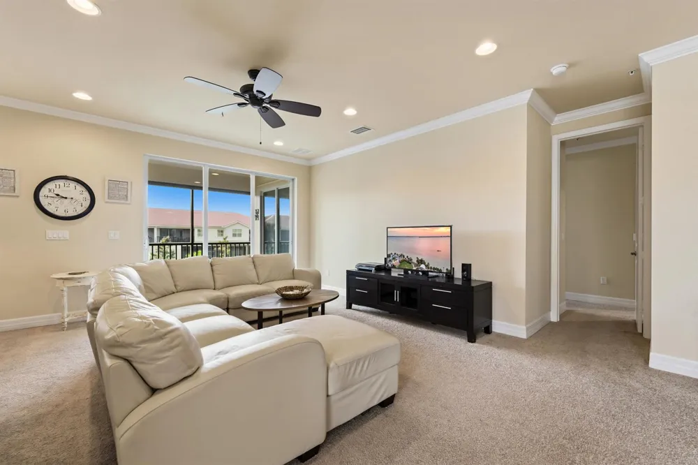 6513 Monterey Point #201 Naples, FL 34105