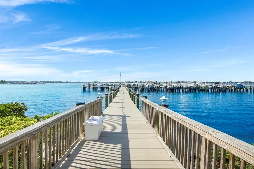 1600 NE Dixie Highway #10-203 Jensen Beach, FL 34957